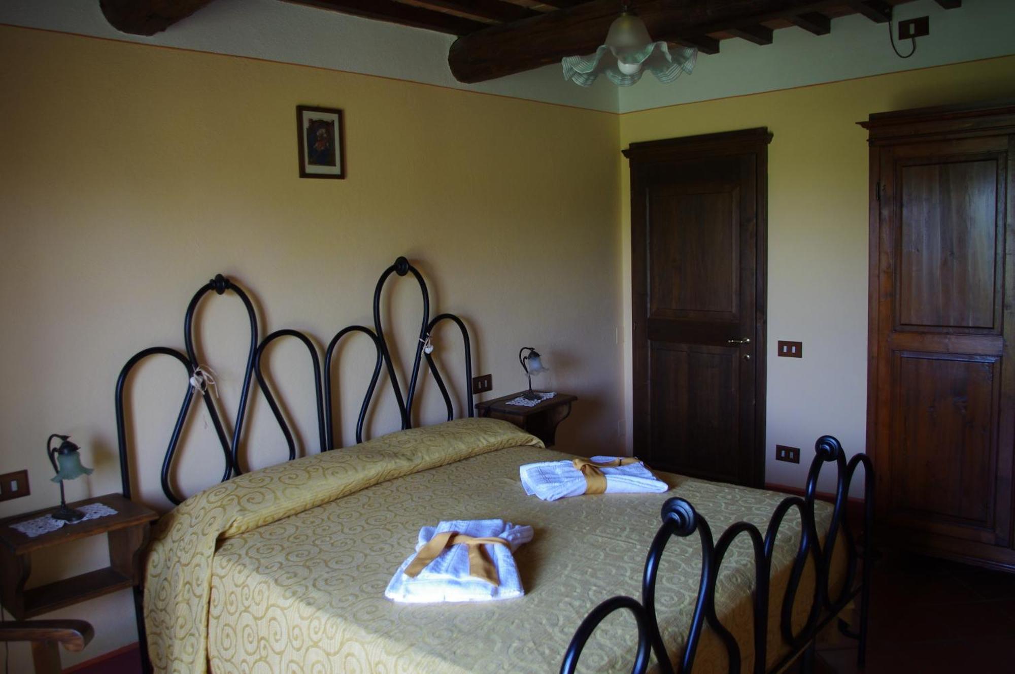 Agriturismo Cerreto Пиенца Стая снимка